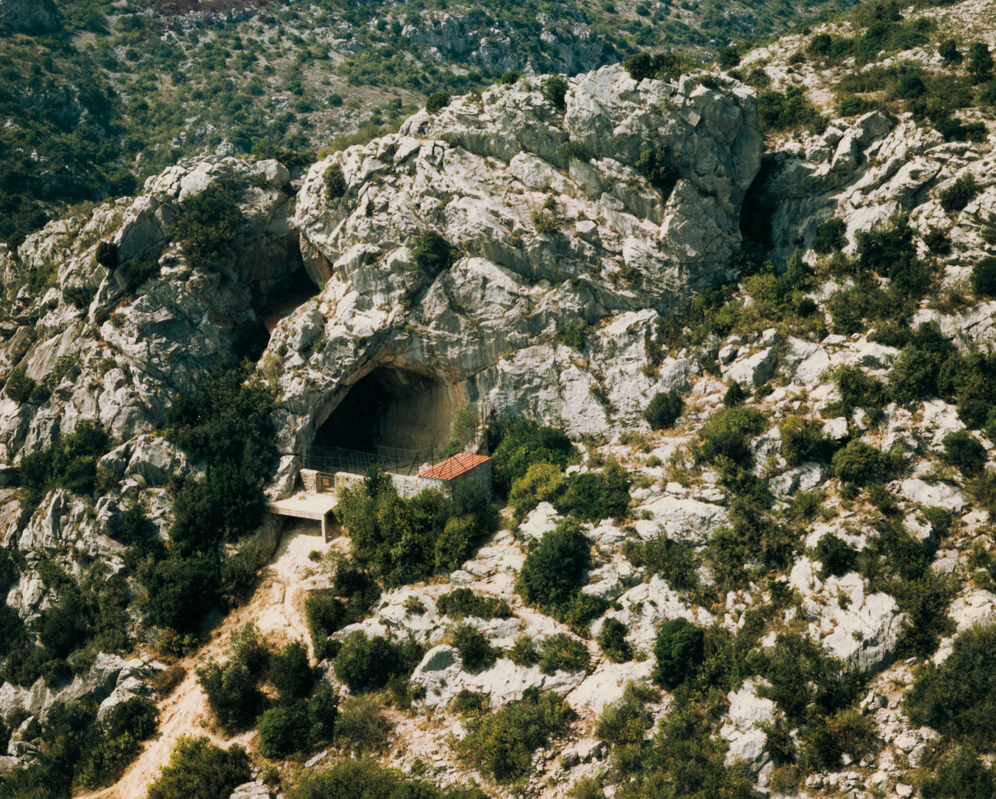 Arago cave