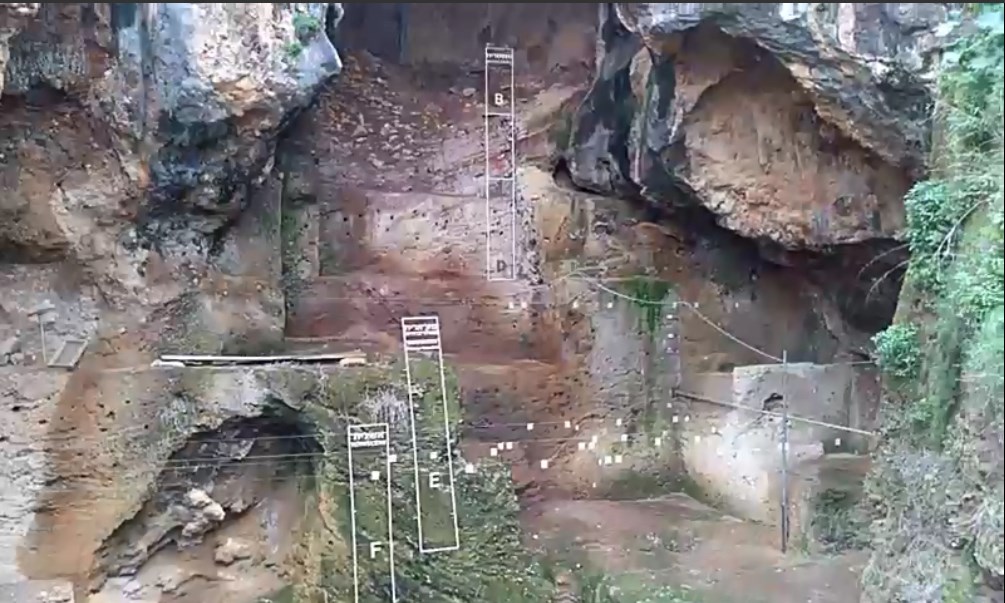 пещера Табун